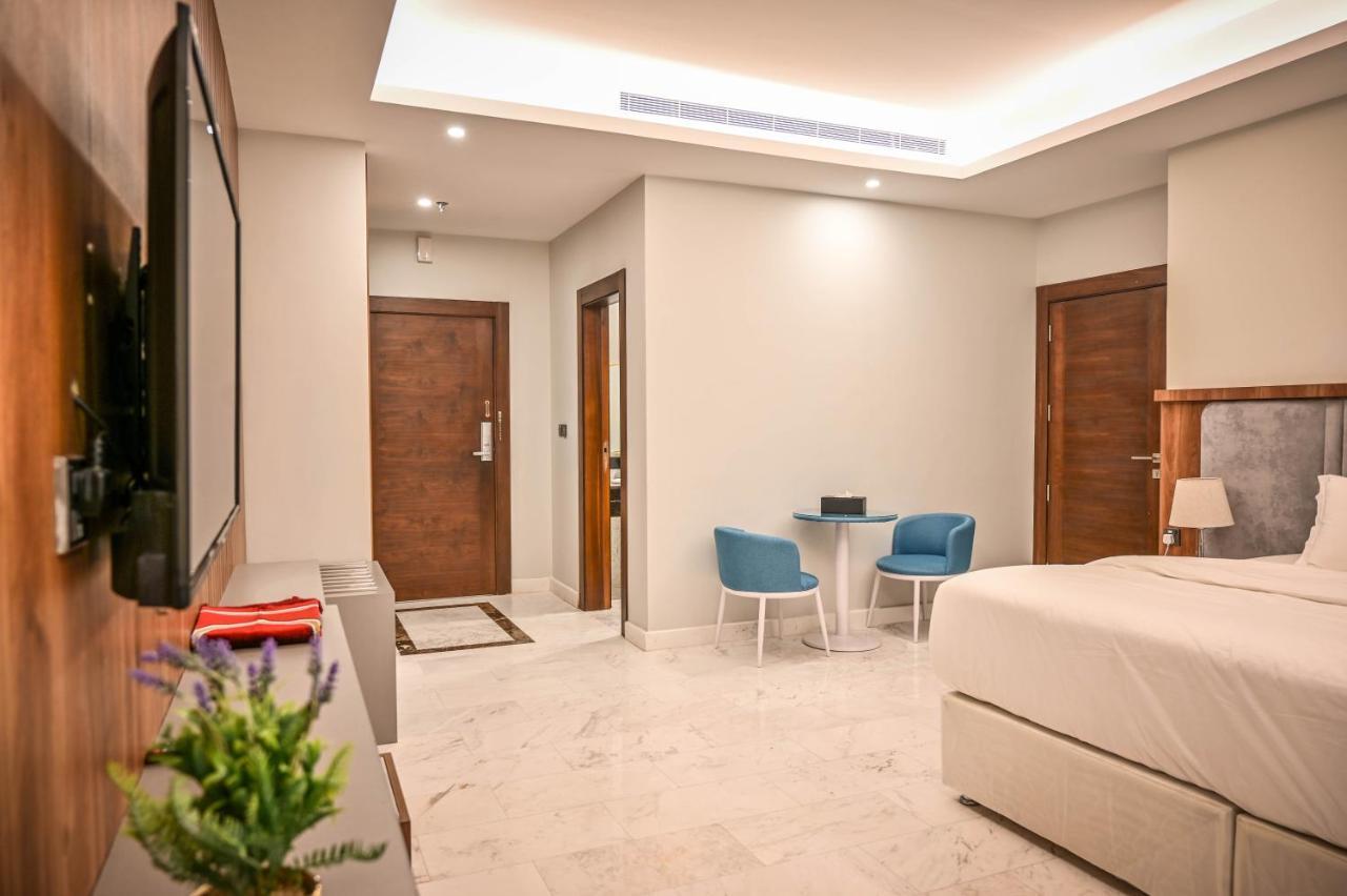 Sas Blue Suites Yidda Exterior foto