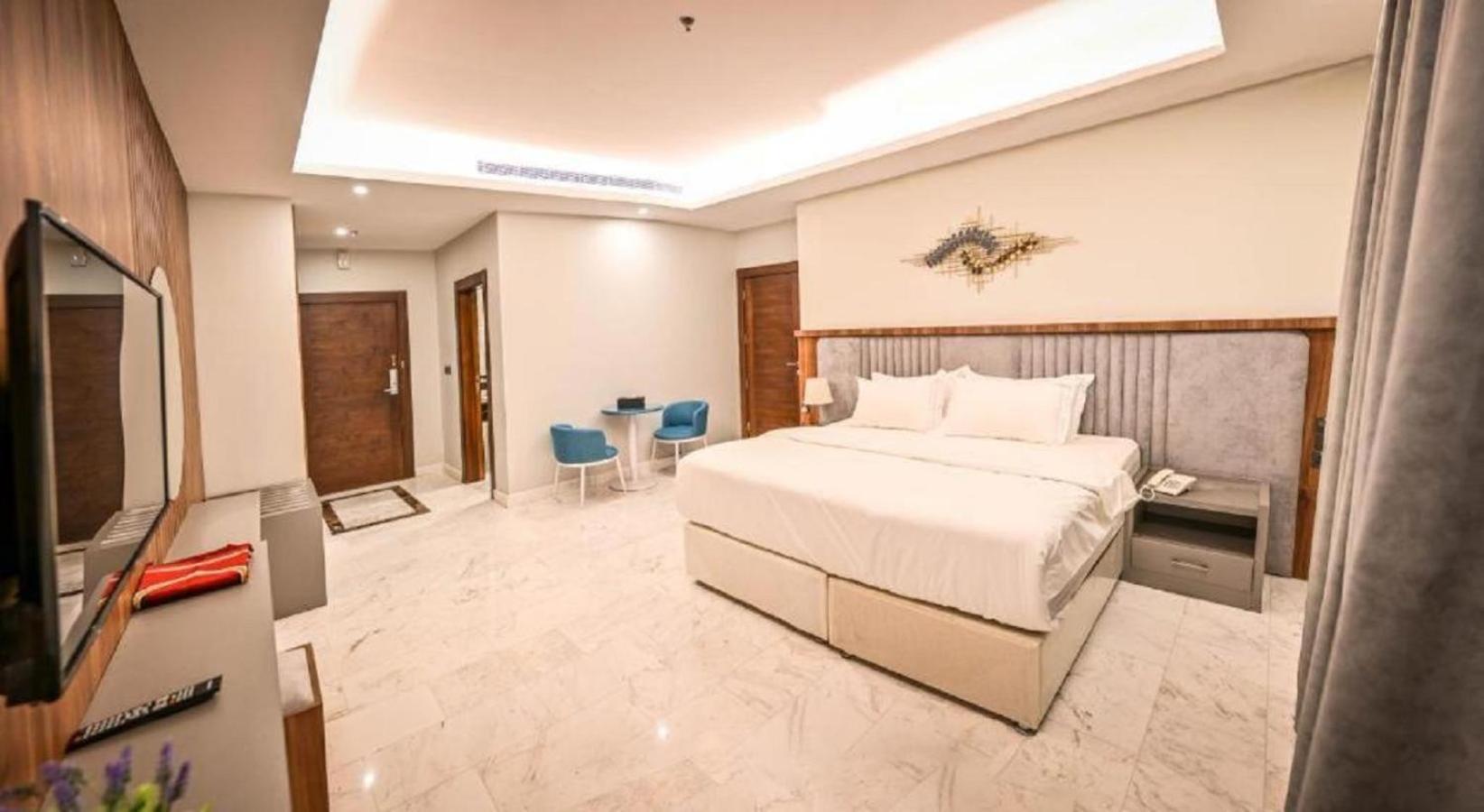 Sas Blue Suites Yidda Exterior foto